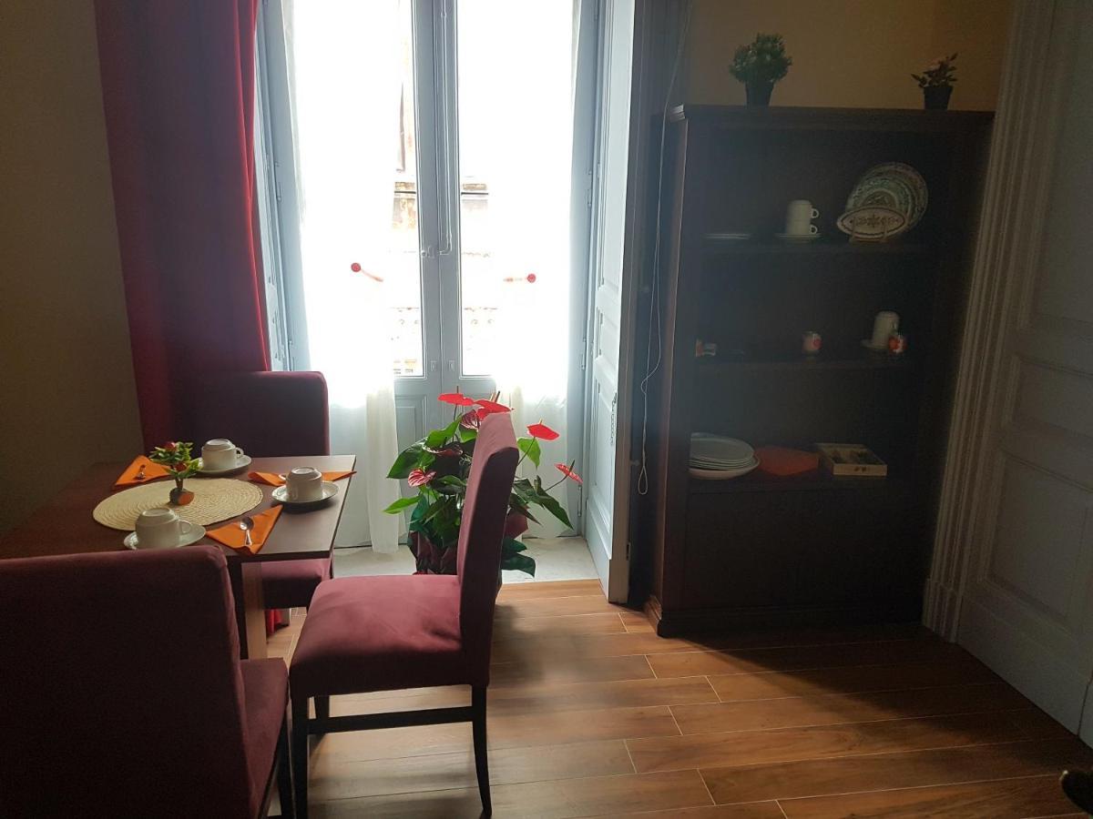 B&B Ferrau Catania Bagian luar foto