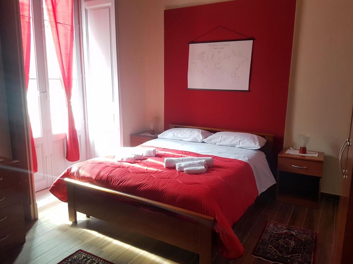 B&B Ferrau Catania Bagian luar foto